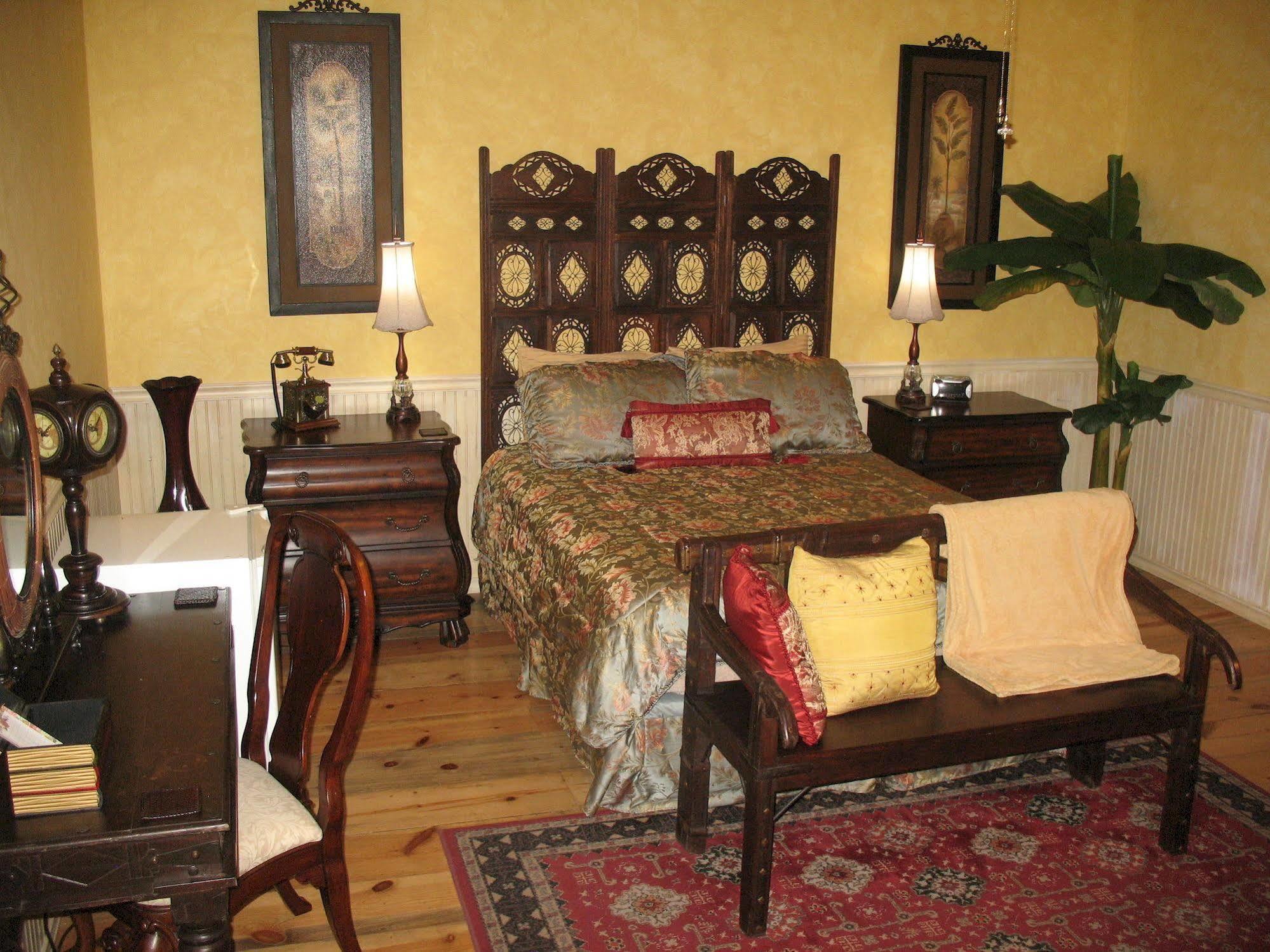 Desert Sol Bed & Breakfast Тусон Экстерьер фото